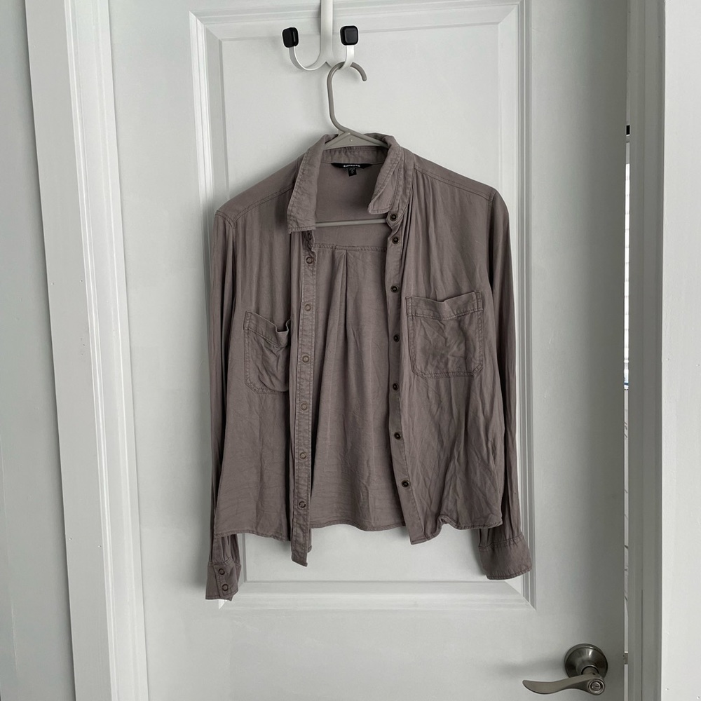 Express Snap Front Women’s Shirt. Size M